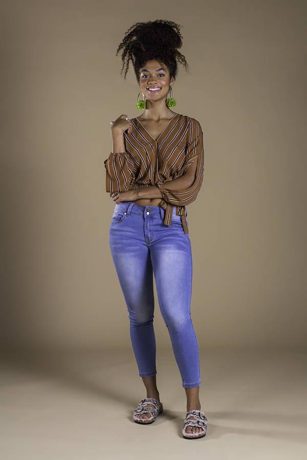 Junior Cropped Tie Front Striped Blouse